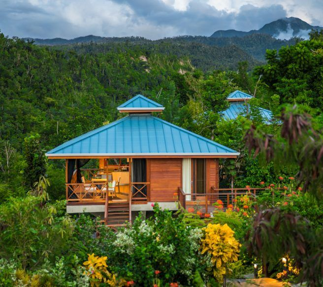 Secret Bay, Dominica nằm giữa thiên nhiên hoang sơ của Dominica, Secret Bay